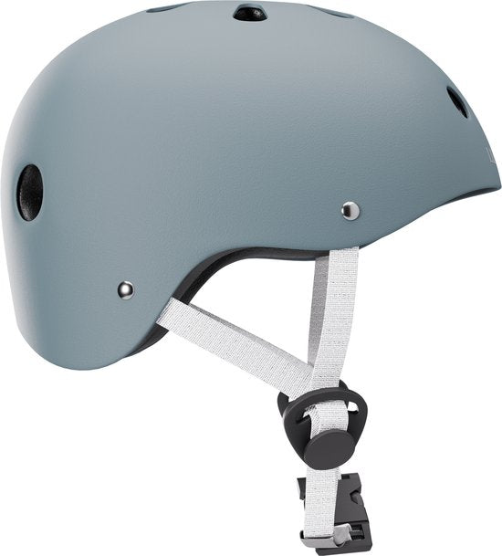 Liefjes & Co – Fietshelm Kind - Kinderhelm – Pastelblauw Maat S (48–56 cm) – Verstelbaar – Ventilerend – Met Kinbescherming